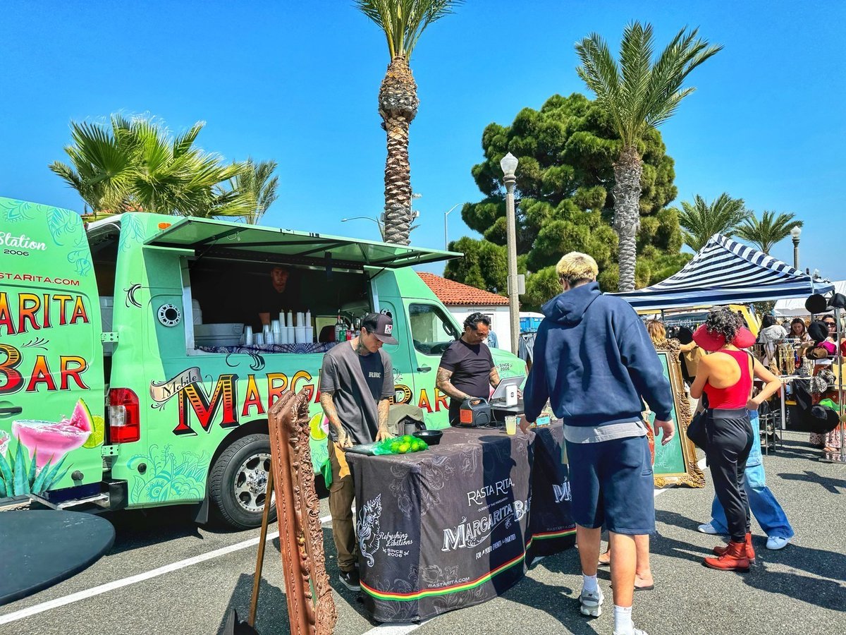 Mobile Bartending Services in Los Angeles by Rasta Rita make any celebration shine—weddings, birthdays, corporate events &amp; more. Stylish, professional, and fun! Call  (866) 967-2782 ✉ info@rastarita.com 🔗 rastarita.com #EventPlanning #Bartenders #Margarita #LosAngeles