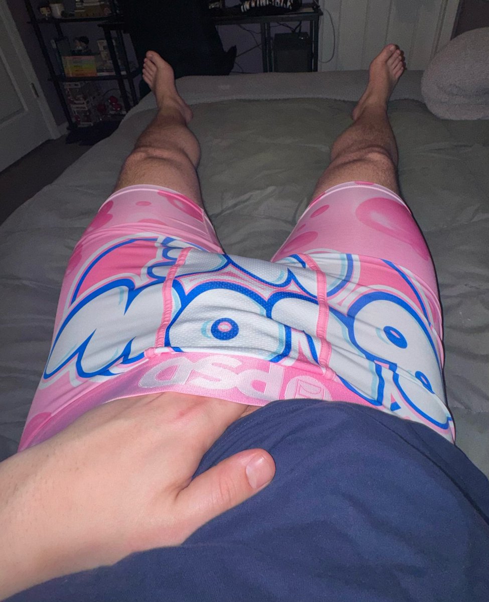 twunkdestroyr's tweet image. do what it says