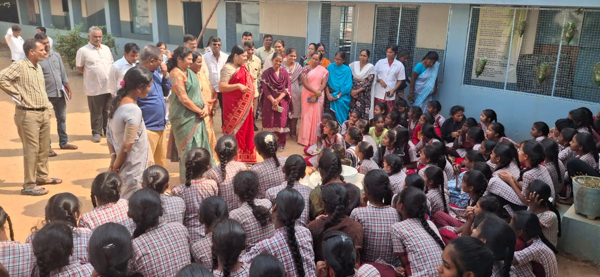 tgscpcr_'s tweet photo. TGSCPCR, led by Chairperson  along with Commission Members, conducted an inspection in Jagtial district covering Anganwadi Centres, KGBV, District Hospital, and TSWERIES institutions, emphasizing child safety, girl child care, and strengthened protection measures.

#TGSCPCR https://t.co/64ck3kTbNB