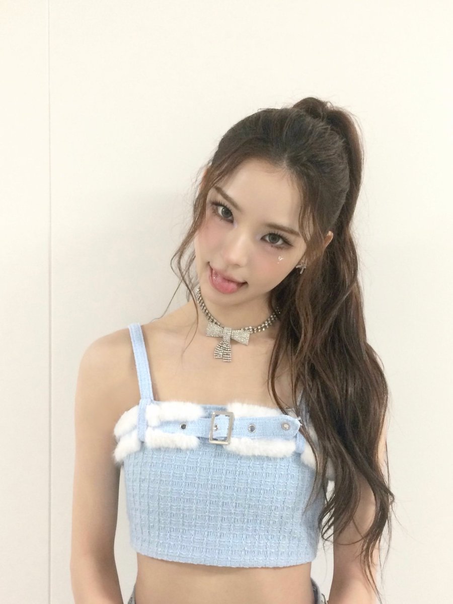 tomiryus's tweet image. cat mai is the only right answer