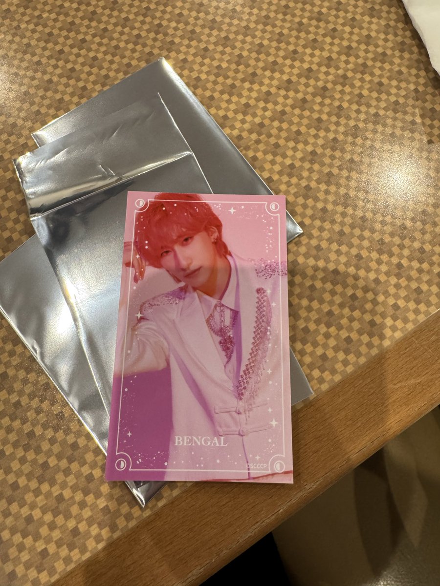 m ✳︎ tweet media