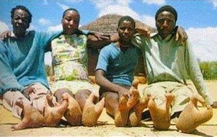 mosongo_'s tweet image. Today I have learnt of the Vadoma tribe of Zimbabwe. White people call them ostrich footed people. This tribe is a direct descendant of the star beings. 
We learn new things everyday.