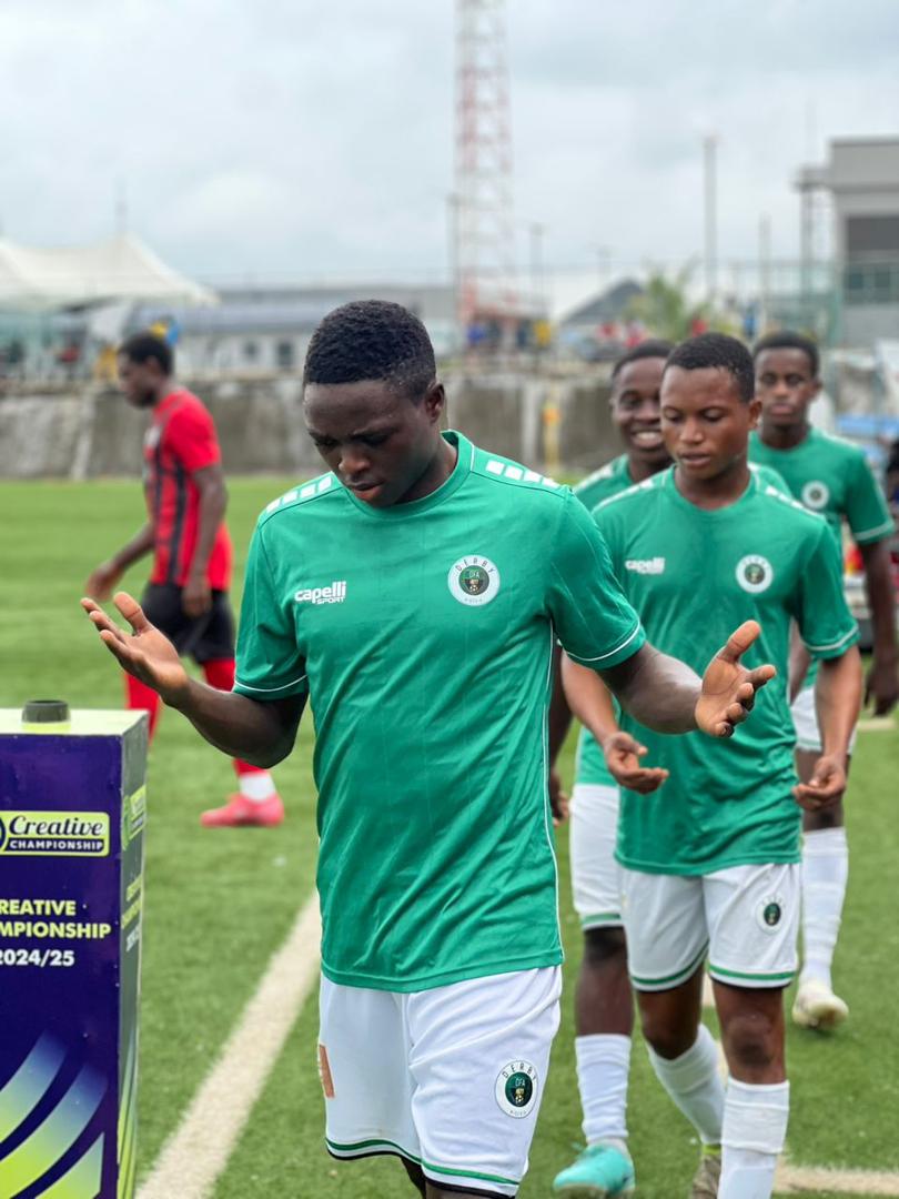 Celestine Thomas tweet media