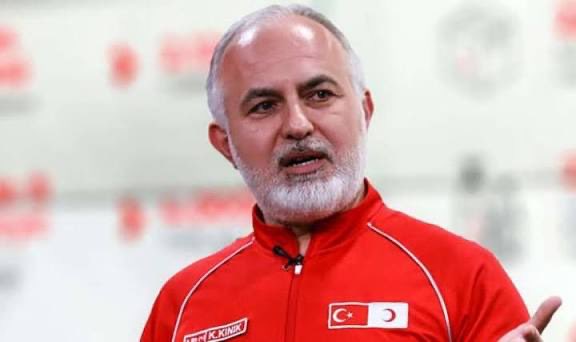 Depremde çadır sattığını itiraf etmişti. 
Sonuç; yargılamaya gerek yok.

Ankara Cumhuriyet Başsavcılığı, depremde çadır satan Kızılay'ın 19 yöneticisine yönelik soruşturmayı kovuşturmaya yer olmadığına hükmederek kapattı. <a href="/odatv/">Odatv</a>