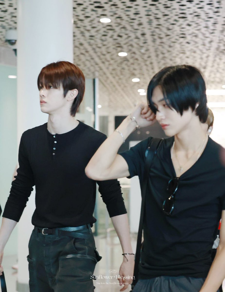 jabatannya di tongkrongan cukup seram. ✨PANGLIMA CERAI DI BANDARA✨