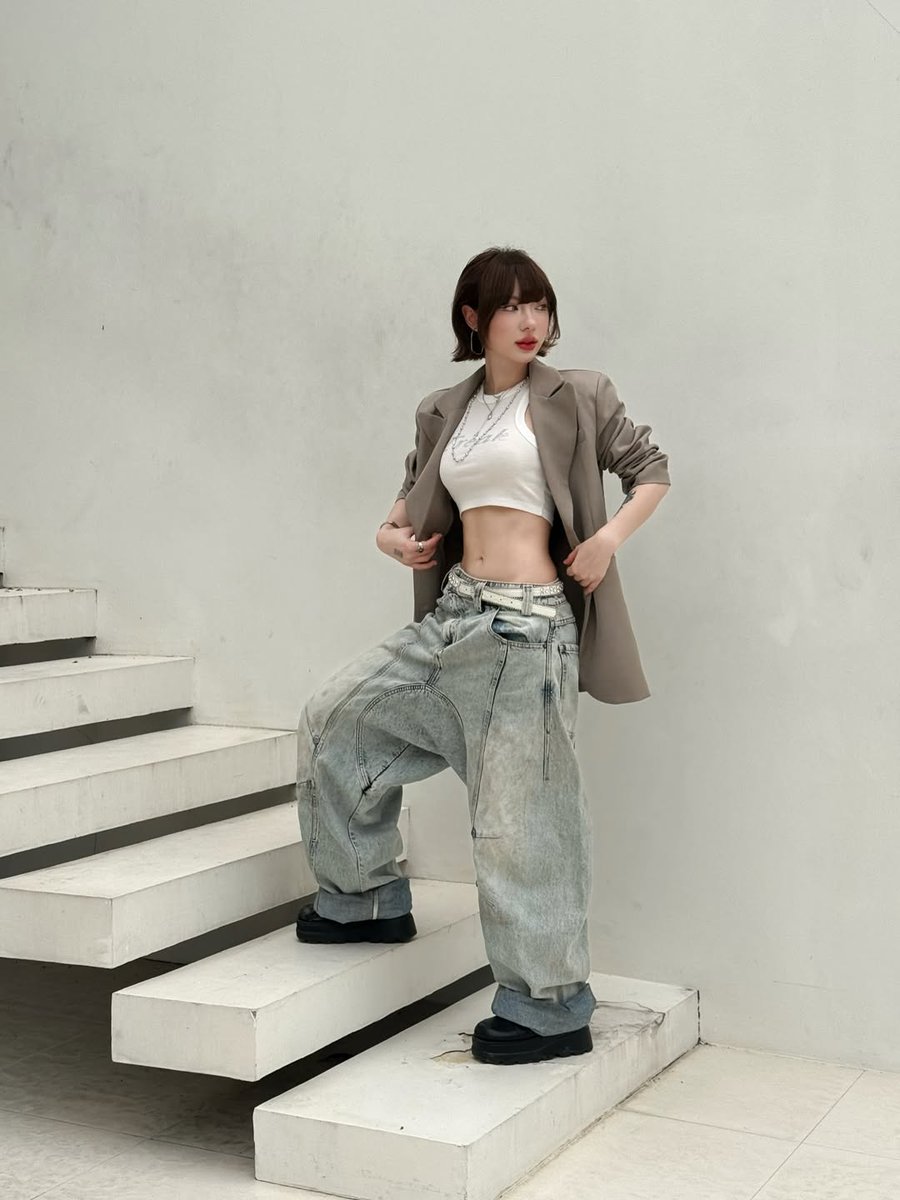 janninew_id's tweet image. [📷] แอ๊คอาร์ตสมาร์ทด็อก

📎instagram.com/p/DT19YPEiXQ6/…

#JannineWeigel #พลอยชมพู #Ploychompoo