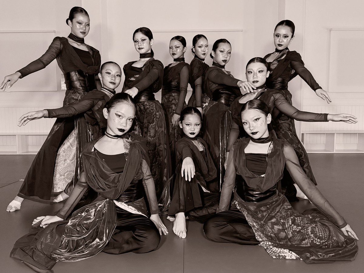 .
 
ウラドラ2025 4th PERIOD
2025.11.30
 
OPENチーム部門
 
優勝…GARULA(11人/FREESTYLE JAZZ/埼玉県)★FINALIST
 
#ウラドラ
#オンラインダンスコンテスト
#町田おどり場建設