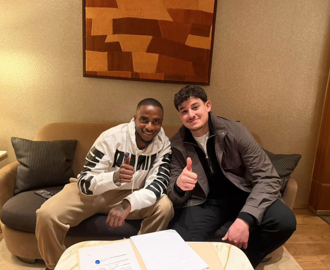 _footballintel's tweet photo. It is official!
Thembinkosi Lorch has joined Al Ittihad of Libya 🇱🇾 on a two year deal.
Lorch would still feature for Wydad Casablanca in their CAF Confederations Cup clash against AS Maniema this Sunday as was agreed by both teams.
#CAFCL #AfricanFootball #Lorch #AlIttihad #DimaWydad