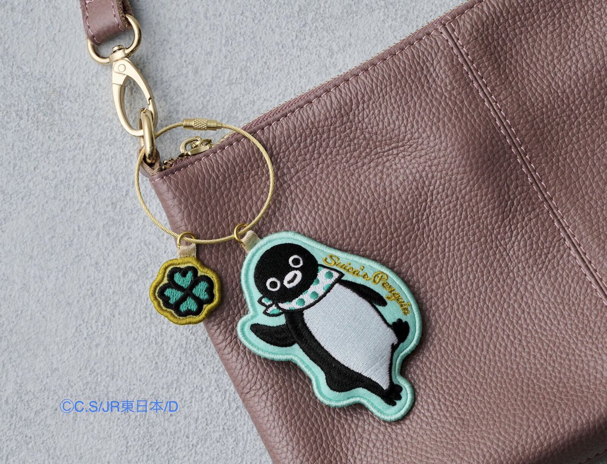 トレニアートトーキョー、トーキョーみっつ、レールヤード大宮＆秋葉原、Pensta各店で、「刺繍デザインのチャーム」が新発売に❣️  上品な色合いが好評です。ぜひチェック下さい♪