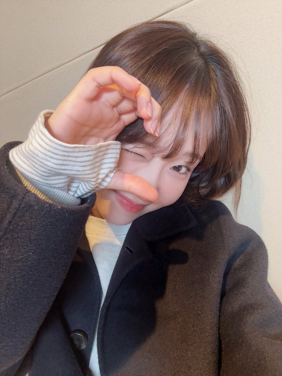 [📸] 260125 MBC FM4U #정오의희망곡김신영입니다

한주의 마무리를 기분 좋게 물들인 시간🌿
다채로운 매력으로 라디오 부스를 가득 채운
유정이의 선물 같은 셀카와 함께하세요💗

#최유정 #CHOIYOOJUNG