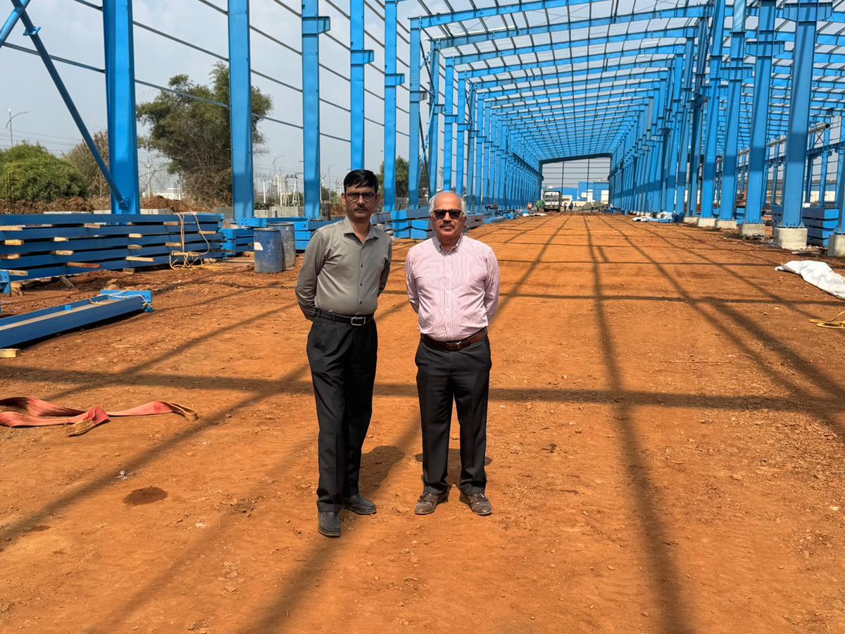 InterarchPEB's tweet photo. Leadership on ground, progress in action.
Our MD, Mr. Arvind Nanda, during his visit to #InterarchAndhraPradesh #HeavyStructurePlant, engaging with teams and reviewing the #projectworkinprogress.
#InterarchBuildingSolutions #HeavyStructures #ManufacturingExcellence https://t.co/FnCHiNDNAQ