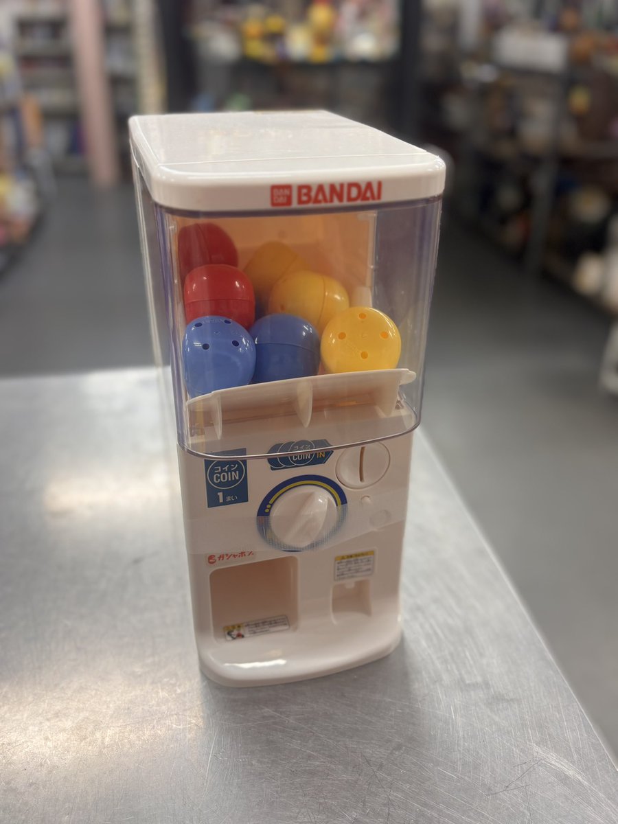 BANDAI ガシャポンマシン 入荷いたしました コイン投入難あるためジャンク品販売になります パーティー用にどうぞ〜 税込価格3780円 # リサイクルショップ #自転車 #昭和レトロ #家具 #配達無料 #設置無料 #清瀬市 #新座市 #西東京市 #東久留米市 #小平市 #練馬区 #処分  ...