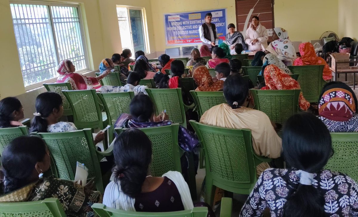 ActionAidIndia's tweet photo. Training in Marketing Linkage | Kendrapara, Odisha
ActionAid Association, in collaboration with Mukul Madhav Foundation and Finolex Pipes & Fittings, organised a hands-on Marketing Linkage Training at Mission Shakti Bhawan, Kendrapara.
With guidance from Mr. Pravat Kumar Mohanty from the Rural Self Employment Training Institute., women collective members explored pathways to sustainable markets—from quality and pricing to packaging and branding.
Over 45 women participated with energy and intent, sharpening skills that turn local enterprise into resilient, dignified livelihoods. When women access markets, communities thrive.
@_mukulmadhav @finolextubes @sndeep