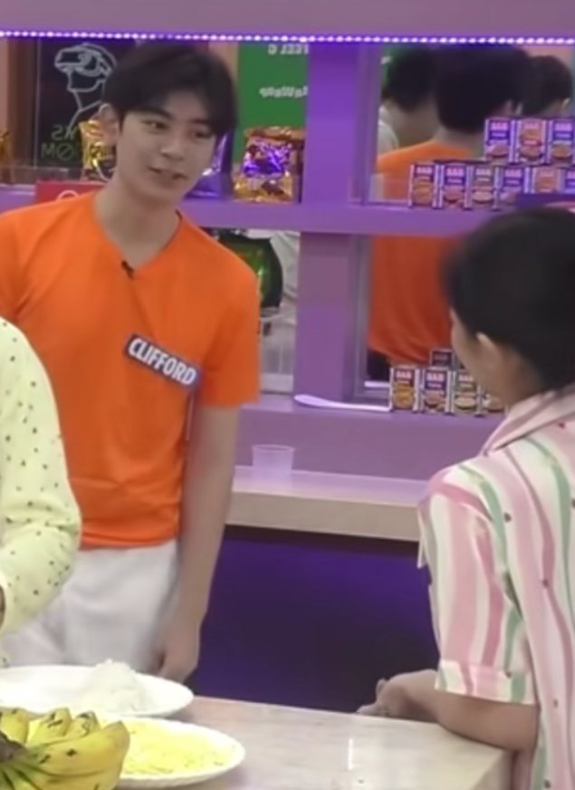 _capripuffs's tweet image. Caprice: Talagang siya lang po ang choice ko.
Clifford: Talagang siya lang po ang Nakita ko
Eclipce: 

CLIFFY ON CAPamilyaChat