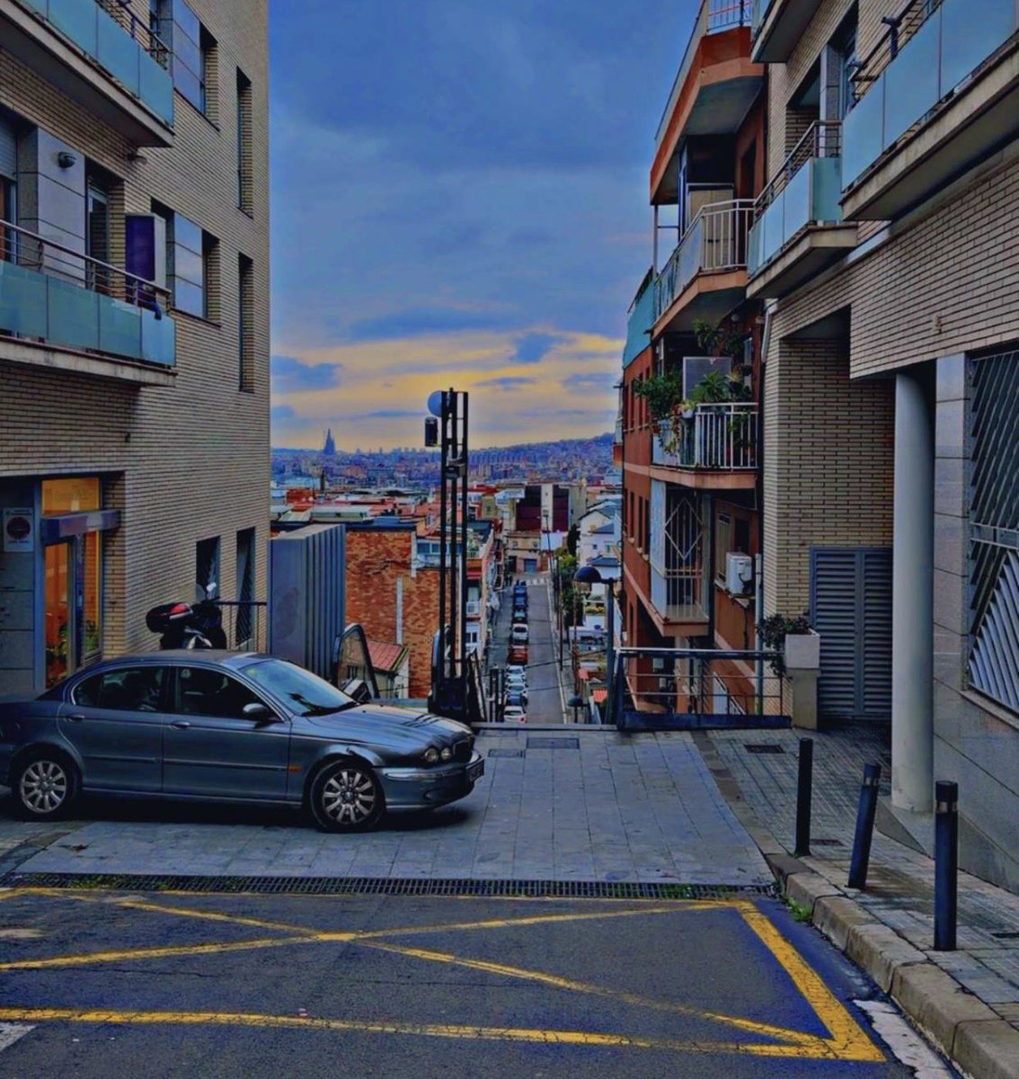 devmakesit's tweet image. GM legends ☀️
Have a great Friday.