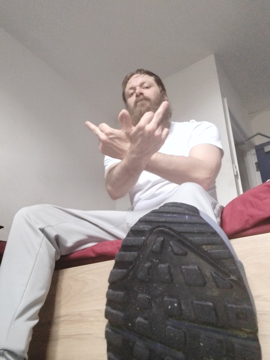 MasterHOUSTON1's tweet photo. Back in hertfordshire area
Meets, teams or telegram
Crawl into the dms and let's get you serving 
#findom https://t.co/9ib1qdk6Av