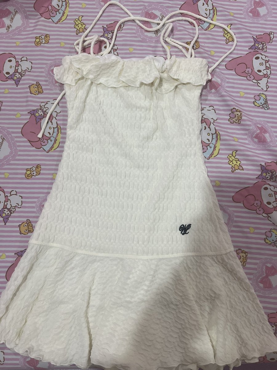 yallostuff's tweet photo. ✿ ส่งต่อเสื้อผ้า Daddy and the muscle academy ✿

Wendy love | Gardenia dress
🪽500฿ (from 990฿)
💌 ค่าส่ง 30฿

🧺สนใจdm มาได้ค่ะ 
ใส่ไปครั้งเดียวค่ะ 
*ขอดูรูปเพิ่มเติมได้นะคะ

#ส่งต่อเสื้อผ้า #ส่งต่อเสื้อผ้ามือสอง #ปล่อยเสื้อผ้า #ปล่อยต่อ #ส่งต่อdaddy #daddyandthemuscleacademy https://t.co/F1Yq3ln2S8