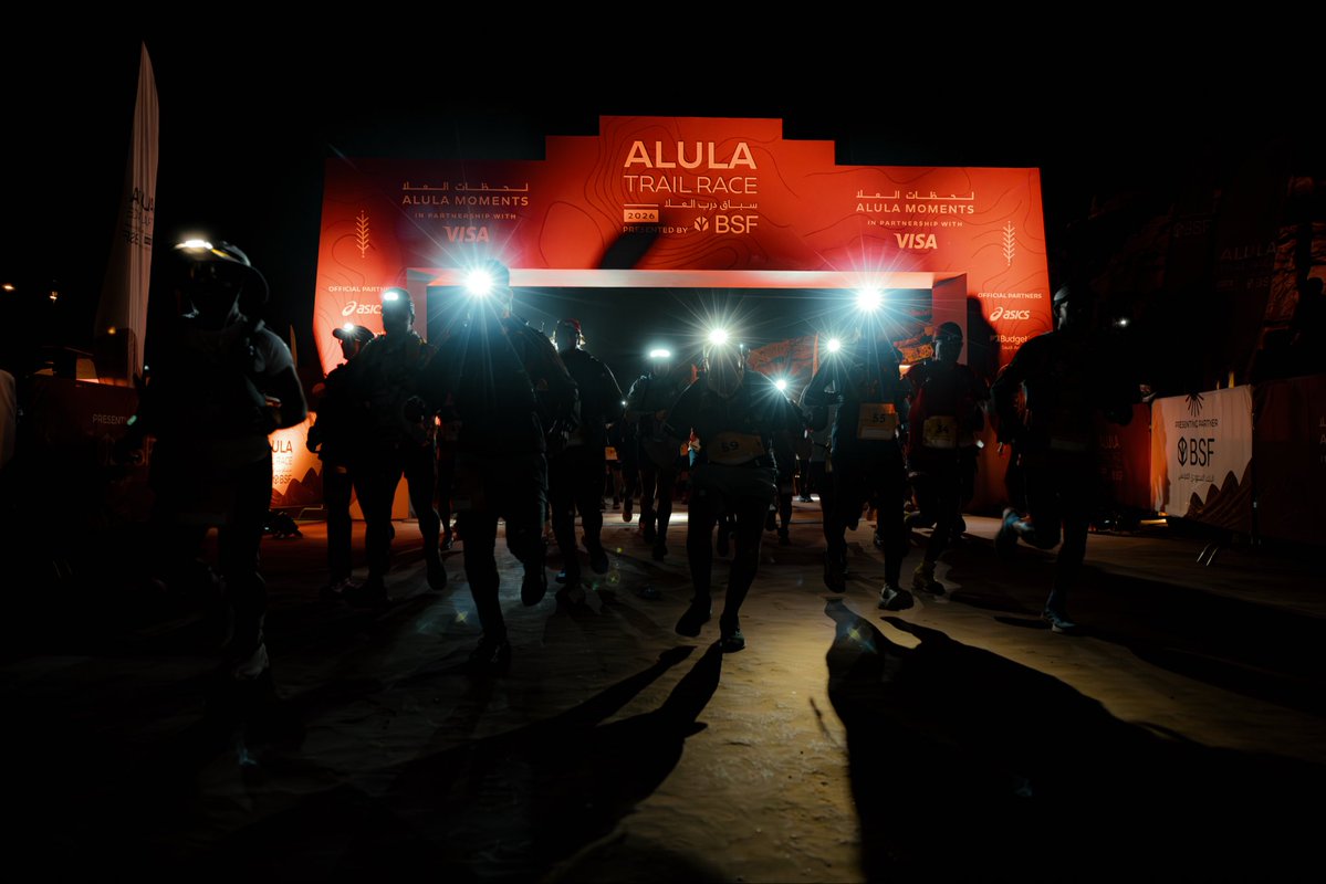 قبل شروق الشمس انطلق سباق درب الحجر مسافة 100كم 🌅

المسافة الأطول في #سباق_درب_العلا 2026 شقت طريقها من قلب البلدة القديمة إلى أجمل المسارات الجبلية 🔥

#لحظات_العلا

Before the sun rises, the longest journey began 🌅

100KM runners took off from the heart of Old Town, chasing