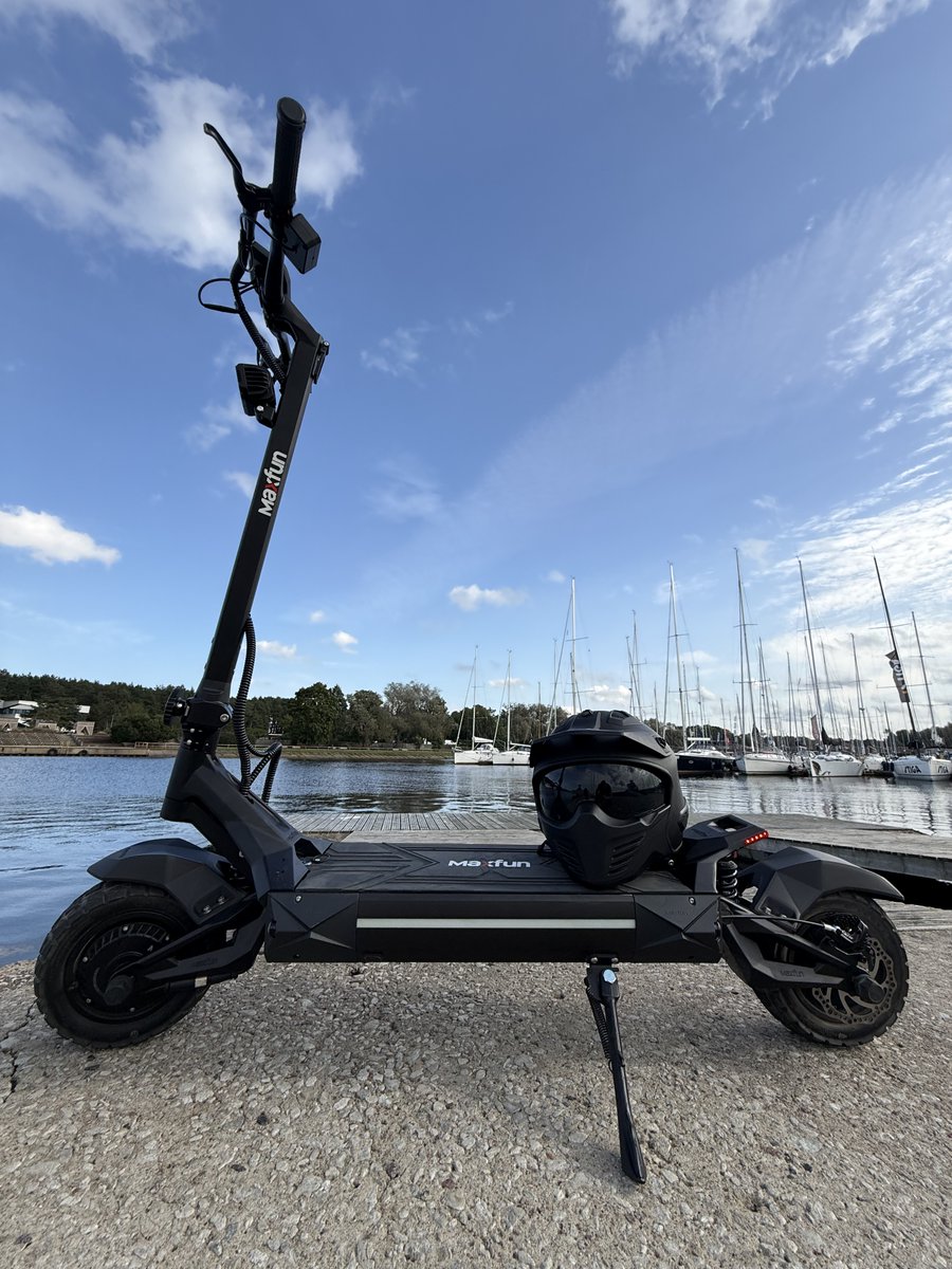 MaxfunScooter's tweet photo. For every clear day ahead — gear up, glide out.
Your dry-land vessel is ready.
#scooterlife #maxfun10pro2 #RideReady #maxfunscooter #electricscooters https://t.co/wGAGBskHOF