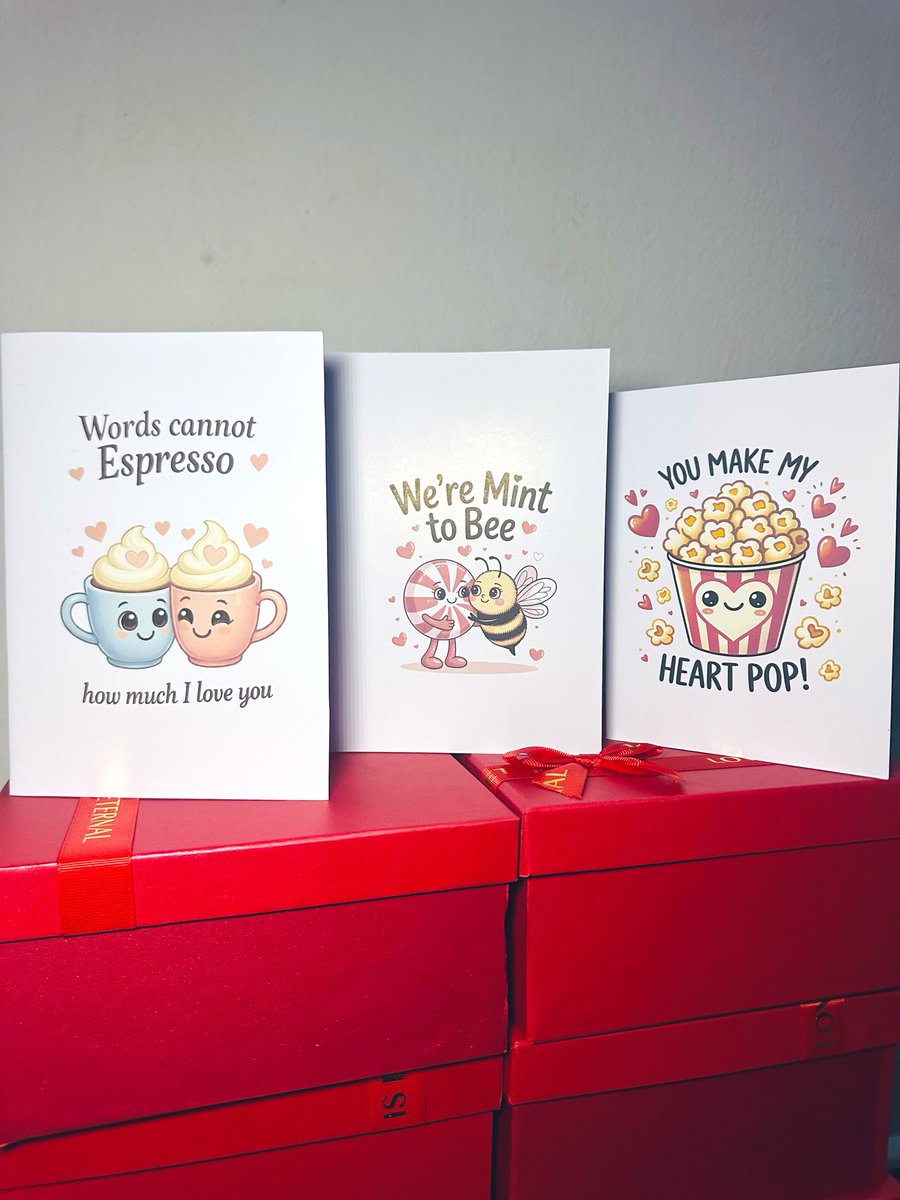 My gorgeous PH mutuals our cards and boxes are ready. 
They cost 2k each. 
If you need them separately for your loved ones. 
Please send me a dm📩❤️