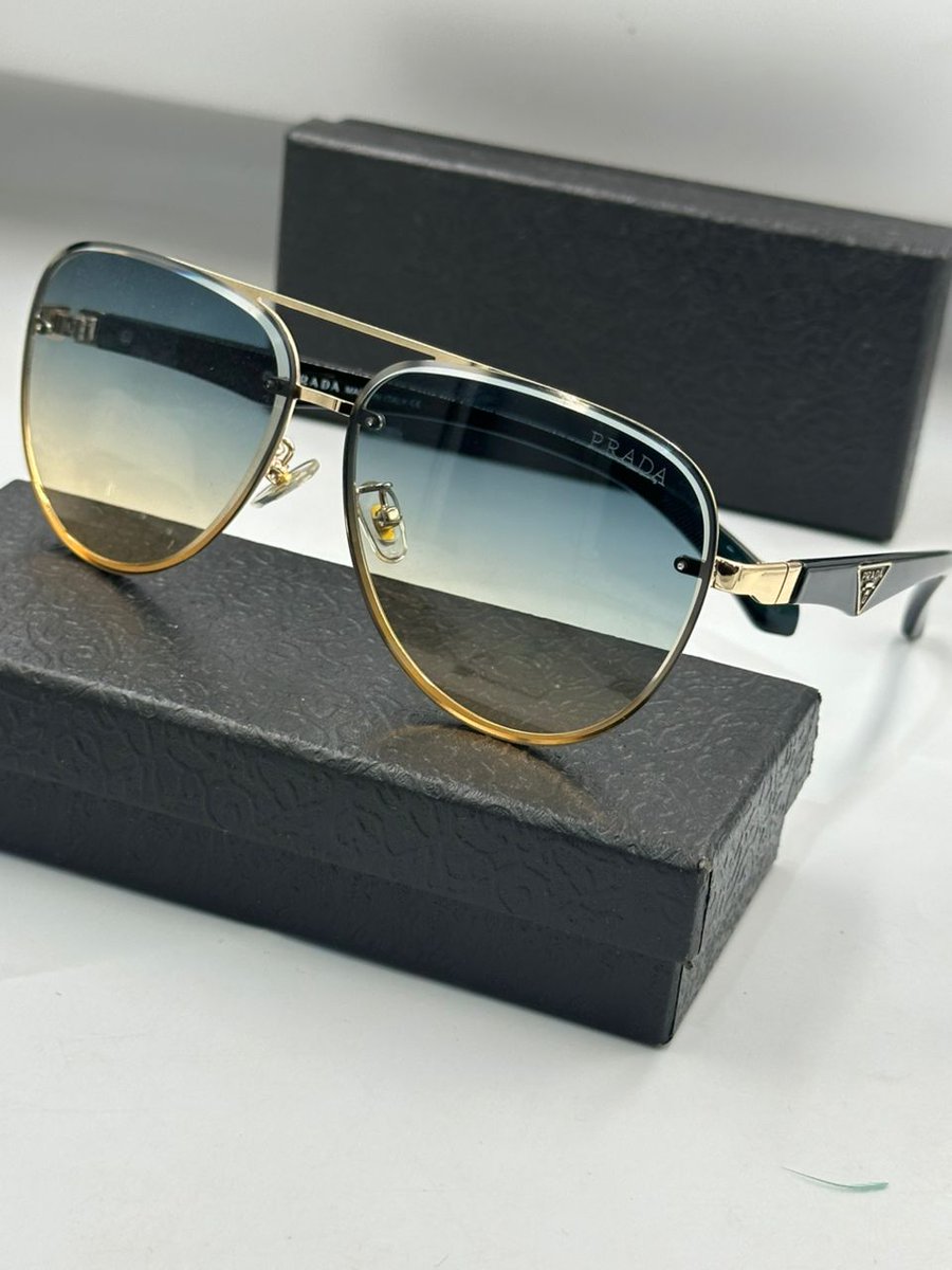 Moreeee 🔥🔥🔥

🏷️ 12,0000