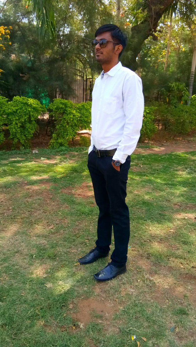 🕯️વધુ એક ખાખી ચાહક આશાસ્પદ યુવાનનું ગ્રાઉન્ડ ઉપર જ મૃત્યુ સાથે સપનાનું કરુણ અંત 🕯️

દેશની સેવા કરવાનો સપનો આંખોમાં લઈ, પોલીસ ભરતીમાં જોડાવા આવેલા #છોટાઉદેપુર જિલ્લાના કોલીયારી ગામના #જશપાલસિંહ_રાઠવા (ઉ.વ. 27 વર્ષ) આજે આપણાથી અચાનક વિદાય લઈ ગયા.

😥પંચમહાલના #ગોધરા ખાતે એસ.આર.પી.