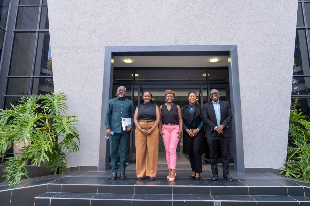 UNDPZambia's tweet image. Partnering with @LiquidInTechZM, we've expanded digital access for youth through the @MukubaUniPod and @timbuktooafrica #MineTechHub.🌐🇿🇲

Today we met to discuss what comes next - what to scale and what to build to power Zambia’s next wave of innovation!🌍

#SDG17 #SDG9