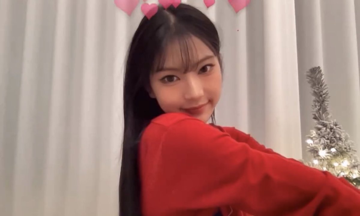 kalimaIang's tweet photo. Makannya apa kok bisa cantik, imut, lucu, dan menggemaskan gini? https://t.co/ZkEgX8A9ky