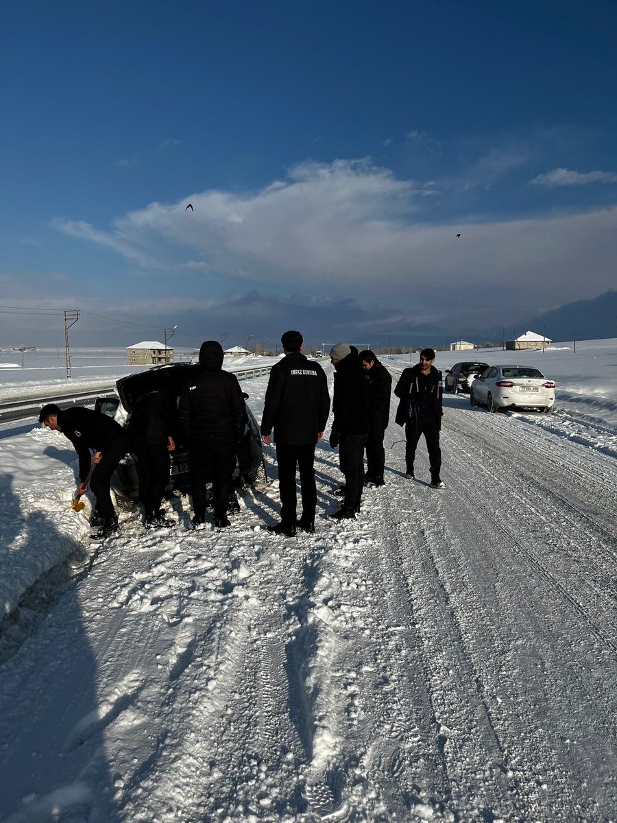 Ayşe Salmanlı tweet media