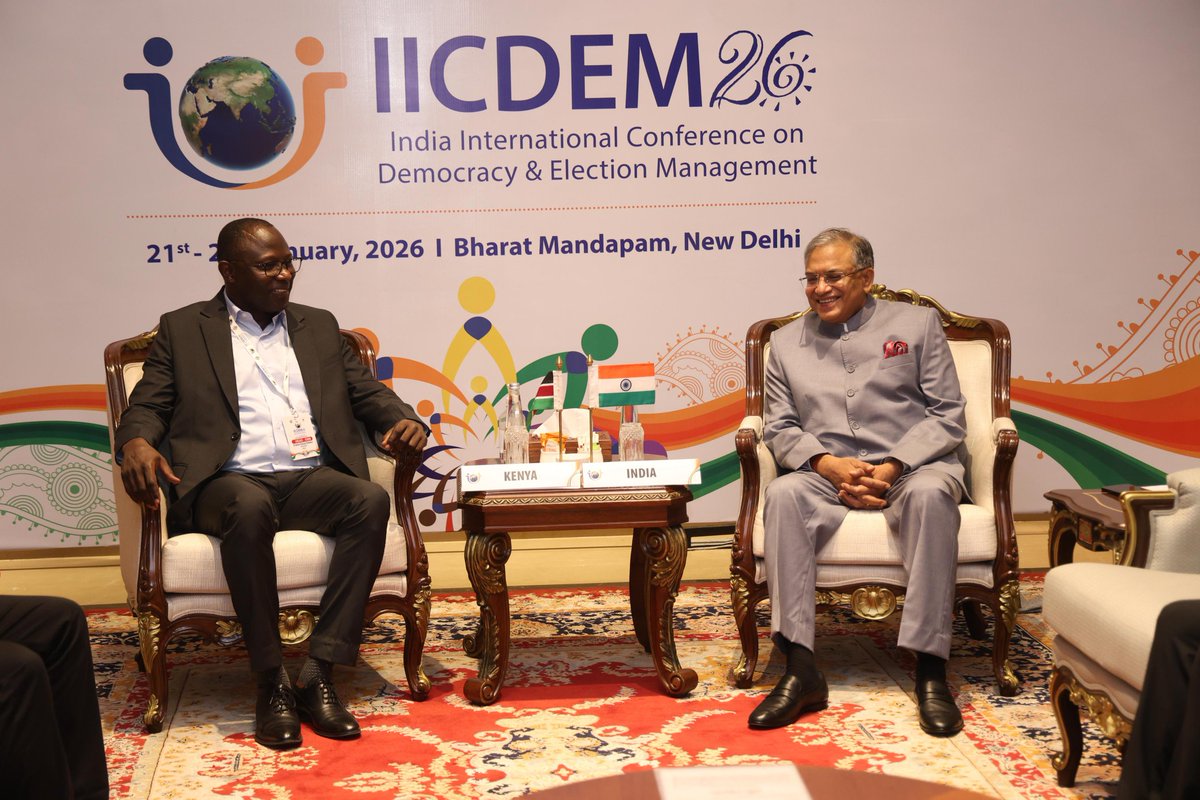 Global dialogue for stronger elections

CEC Shri Gyanesh Kumar held a bilateral meeting with the Head of Delegation from Kenya during IICDEM-2026, at Bharat Mandapam, New Delhi 

#ECI #IIIDEM #IICDEM2026