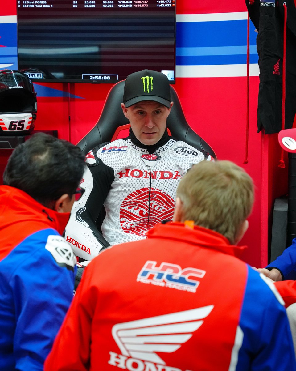 WSBK testing complete ✅

Productive days on track with the CBR1000RR-R as preparations continue for the upcoming season!
Jonathan Rea was on track for the first time as a Honda HRC test rider, contributing positively to the motorcycle’s development💪

#Honda #WSBK