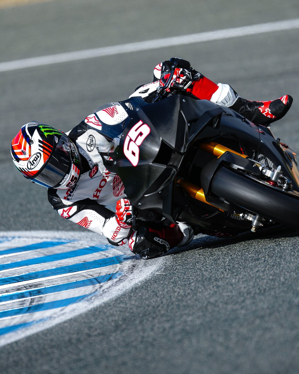 HondaMoto_HRC's tweet image. WSBK testing complete ✅

Productive days on track with the CBR1000RR-R as preparations continue for the upcoming season!
Jonathan Rea was on track for the first time as a Honda HRC test rider, contributing positively to the motorcycle’s development💪

#Honda #WSBK