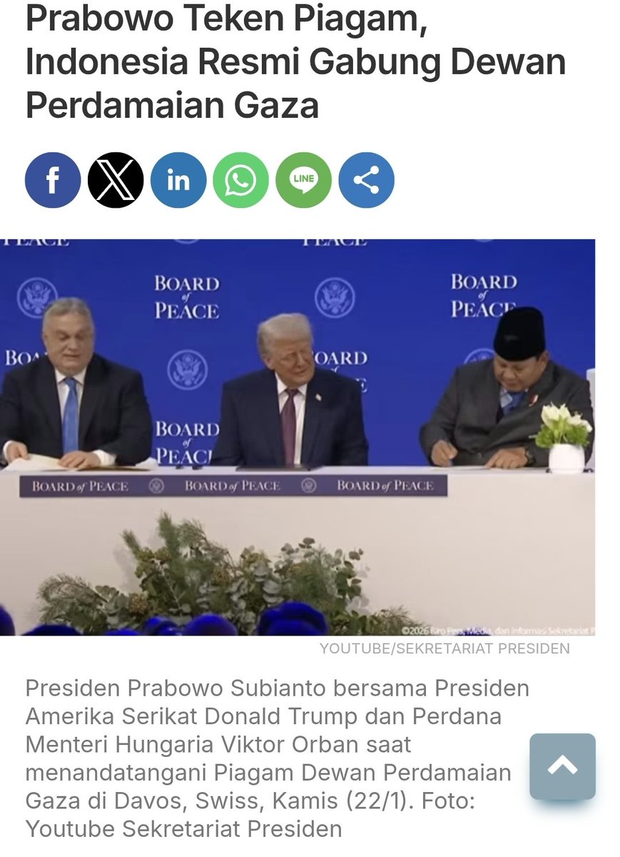 KangSemproel's tweet photo. Hai kamu
Iya kamu...
Yang pilpres kemaren milih beliaw nya, dan hari ini masih bela2 dan mujamuji beliaw nya
Klo di bio kamu masih ada hesteg atau tulisan Free Palestine, atau Save Gaza, Stop Genocide dan sejenisnya. Mending buruan ganti tulisan itu dgn: recognize, respect, and ensure the safety and security of Israel.
Biar senafas sama pidato junjunganmu.
Atau klo gak hapus aja kalimat di bio nya.

Moment of truth nya pahit banget
😐