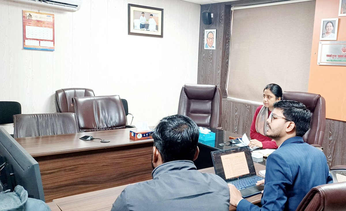 UPSDMOfficial's tweet photo. Meeting held with the new #ITP under the chairmanship of Additional Mission Director Priya Singh. wherein necessary instructions were given to ensure smooth functioning and timely execution of Skill Training activities.
#SkillDevelopment #EmployableTraining #SabkoHunarSabkoKaam https://t.co/CYlGdJs0z5