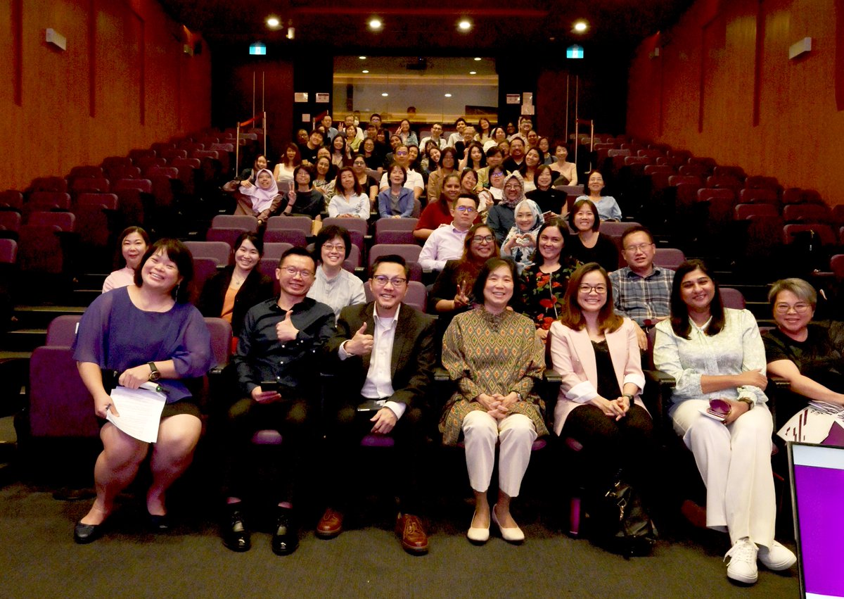 NTU_LKCMedicine's tweet photo. It was truly an inspiring day at last week's Library Symposium 2026 – "Libraries Reimagined: Guiding Integrity and Literacy in the AI Era"! 🌟

Big thanks to everyone who made this event possible! 💡✨

#LKCMedicine #NTUsg #LibrariesReimagined #AIinEducation https://t.co/mf1kDlnERw