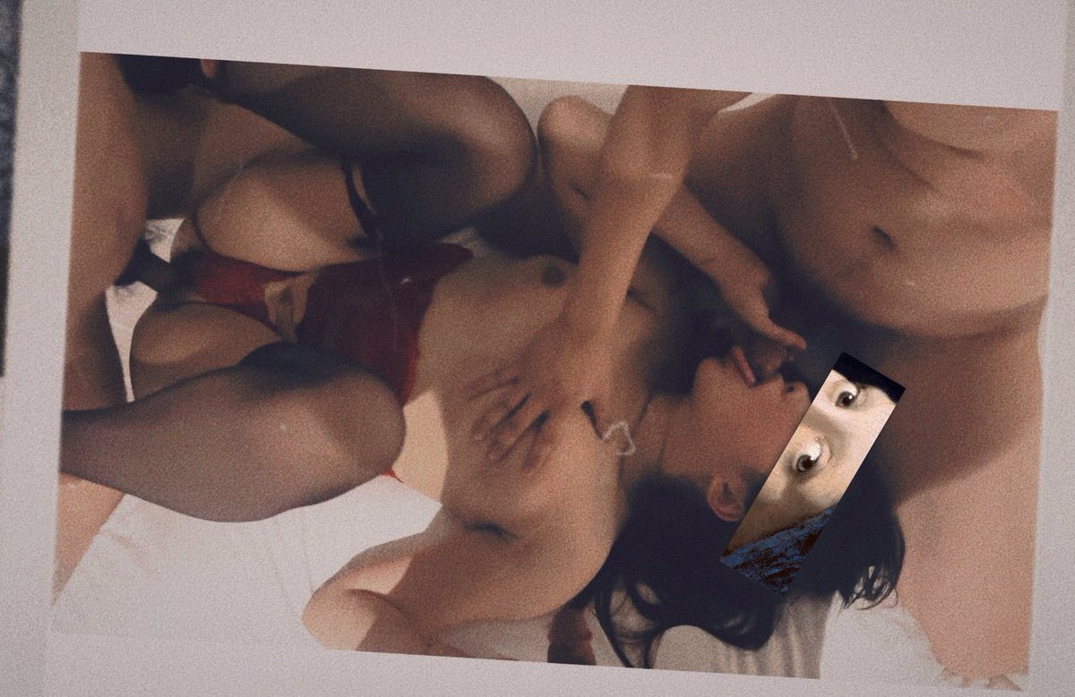 想背着老公出去偷偷当个单女
不经意间露出破绽他知道了应该会很兴奋吧