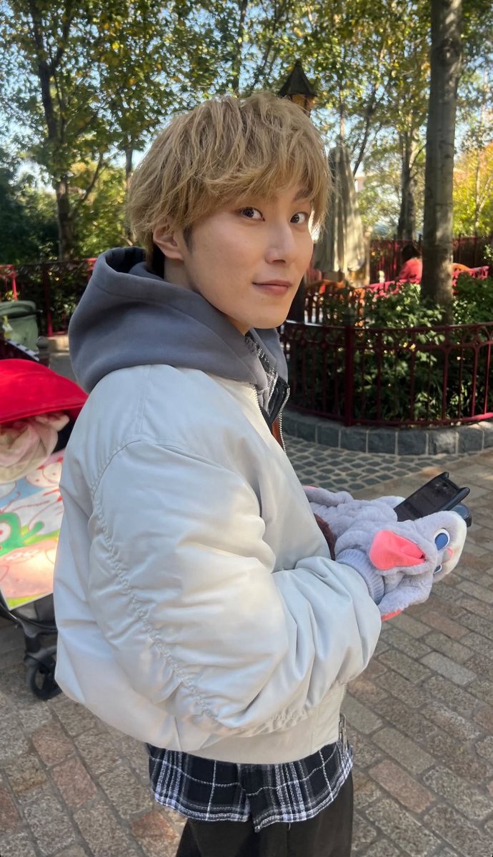 なっちゃん@関暁夫Tシャツ tweet media