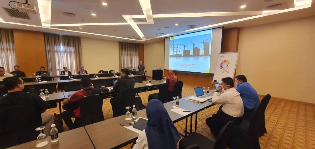 uvm_jkr's tweet photo. 19-22 Januari 2026 Kajian Value Engineering (VE) bagi  projek
@KKMPutrajaya
@CKK_IPJKR

yang dimudahcara oleh pasukan fasilitator
@uvm_jkr

@JKRCPAB
@IPJKR_Official

@RoslanisE

@JkrMaria

@RbSafarina

#IamJKR #KitaJKR #JKRsynergy #JasaKepadaRakyat https://t.co/hjgfdBFCkg