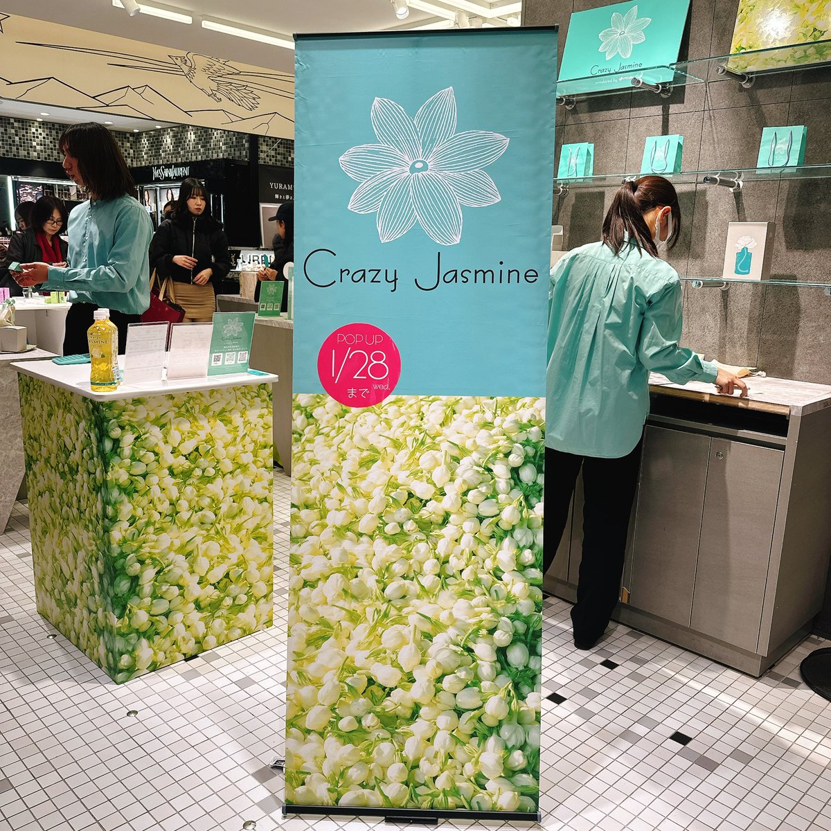 渋谷スクランブルスクエアの Crazy JasmineのPOPUP大盛況でお会計まで