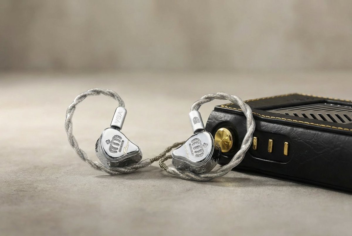 Plug in. Drift away. 🔌🌊
👇 Interested in EAA's products?
🌐 Official: earacoustic-audio.com
#EarAcousticAudio #IEM #HIFI #Relax #Vibes