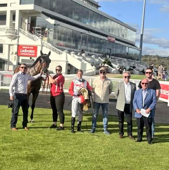 TrinderAdam's tweet image. Vortistar (3g Written Tycoon x Pikari Star) breaks through with an all the way win in the 1400m Mdn in Launceston! 

Congrats to all connections with their recent stable acquistion from Victoria winning at his 4th run here. Thanks to @Ericabyrne_1 for her winning ride! #Spencer