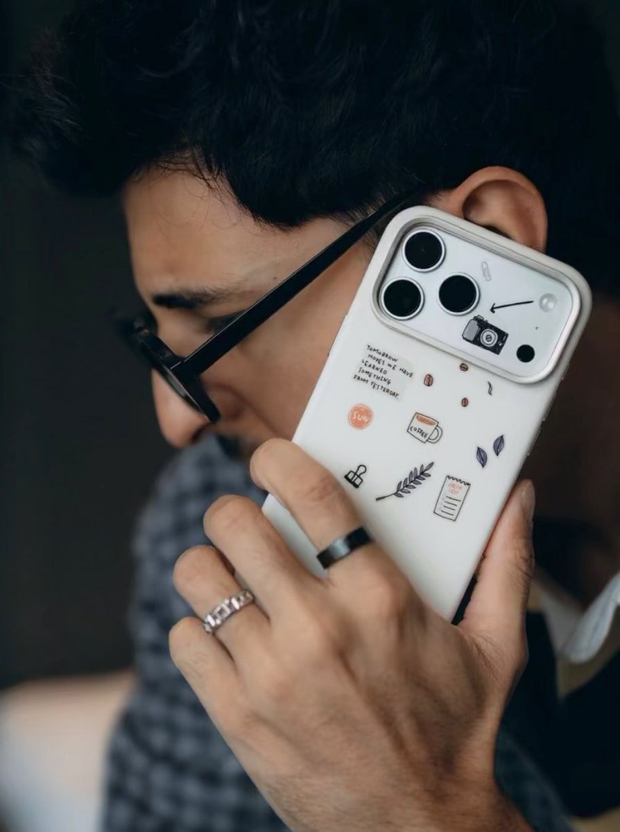 Parul_drdz's tweet photo. I need this phone case 😭😭😭😭😭😭😭😭😭🥹🥹🥹 please aisaaaa ek concert me jacket k sath uda denaaaaa 😭😭 @DarshanRavalDZ 
TOMORROW HOPES WE HAVE LEARNED SOMETHING FROM YESTERDAY ✨🫶 
Dha ur choices 🫶😭🥹 @dharal_surelia https://t.co/z0kpBruyeV