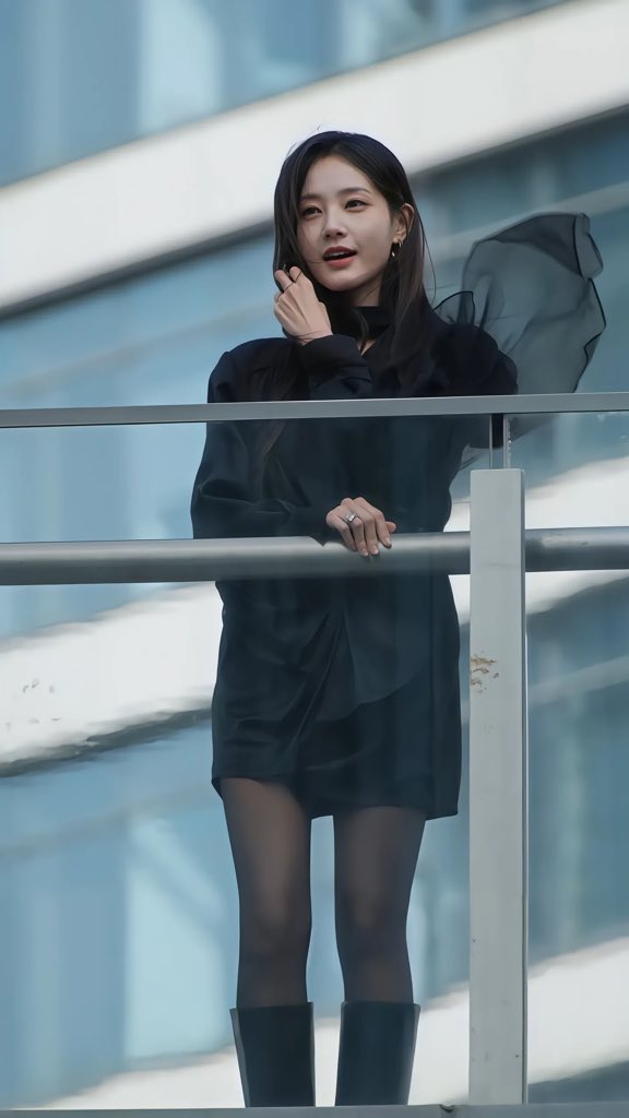李一桐绝美黑丝穿搭 https://t.co/CRj6rJi850