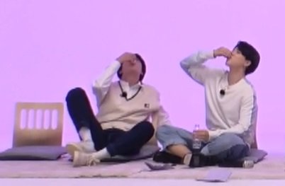 있자나.. 티켓팅이란건.. ㅁ운ㅈ로인거같애..
먹지않아도 배고프지가않고 입맛도없어..
저절로 다이어트가됫어..
부작용으로 불면증과 겨우 잠들어도 티켓팅하는 꿈만 꾼다는거야..