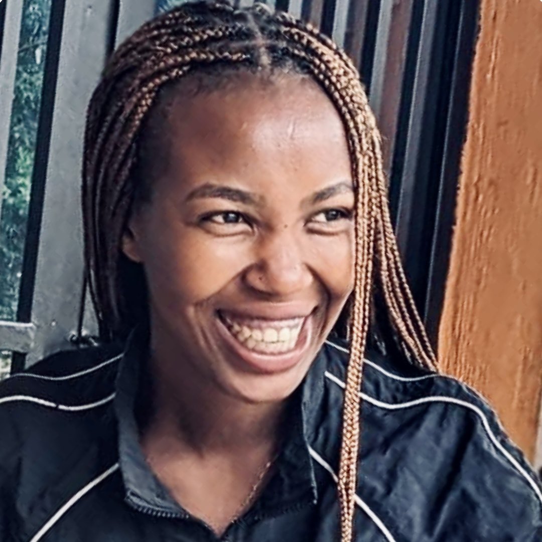 Resonate tweet media