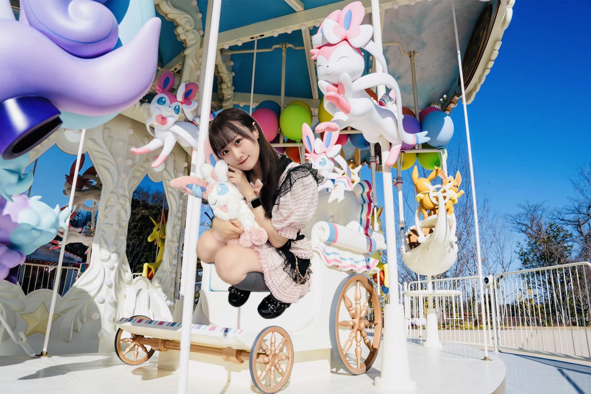 りーちゃんがこのニンフィア特等席に乗れますように🎀🎠💫 #しろのりな