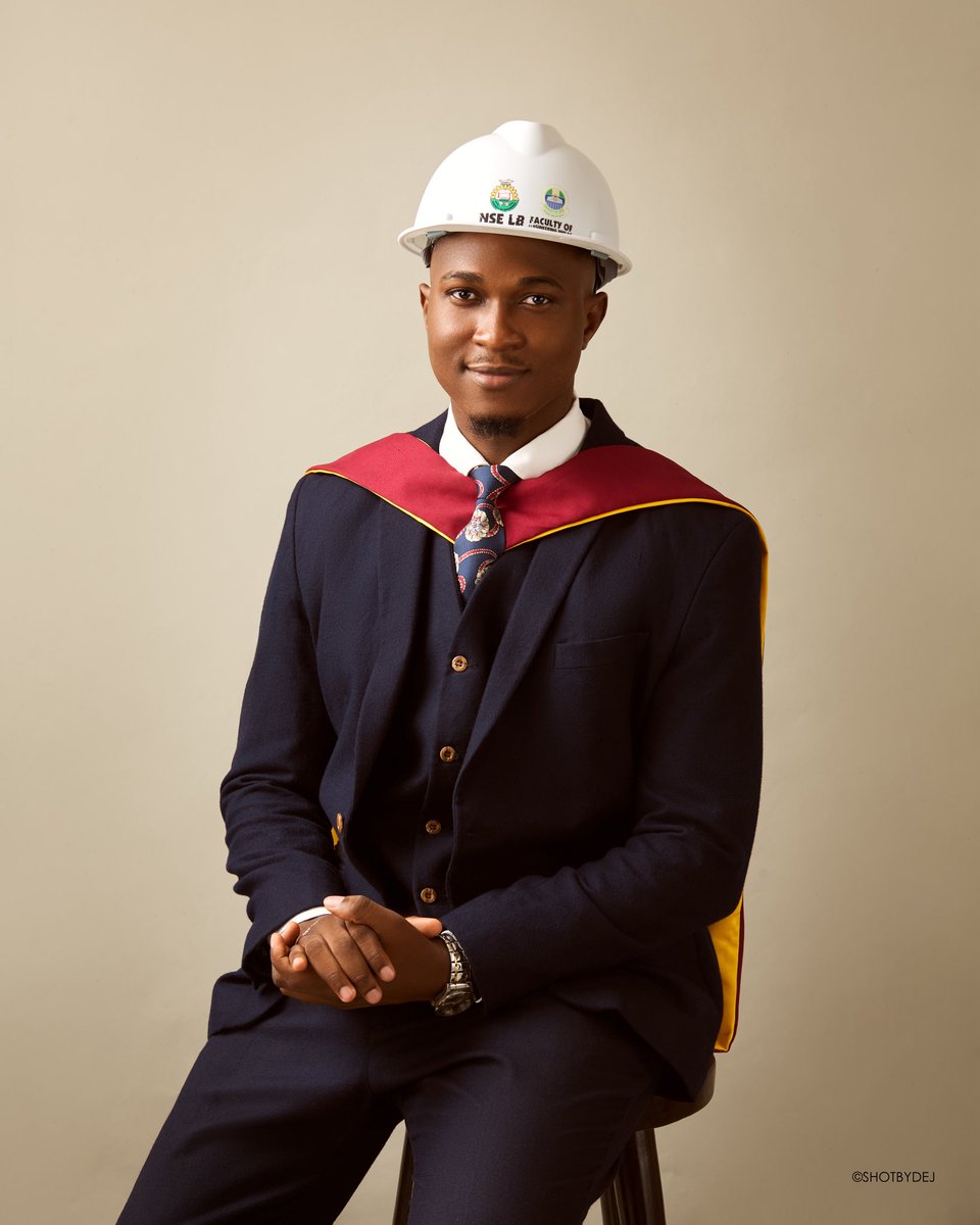 _DesignsByAb's tweet photo. I came into the University of Lagos with nothing but dreams, doubts, and faith…
I’m leaving with growth, resilience, a BSc in Petroleum and Gas Engineering, and a brand that grew alongside me ABY GADGETS.
Every late night meant something.
Forever grateful 🎓 https://t.co/1BfXKDr0n6