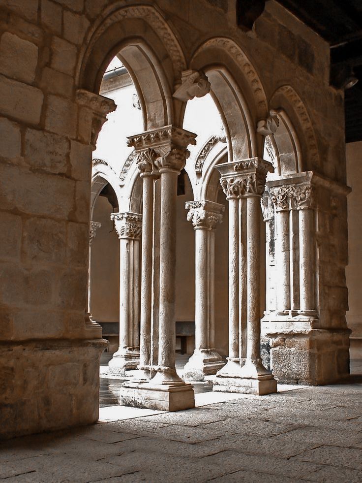 mark_mijdus's tweet photo. Religious buildings have a spiritual glow that is so important for the human psyche. They should be saved at all costs. https://t.co/AGjrFF4Jg3