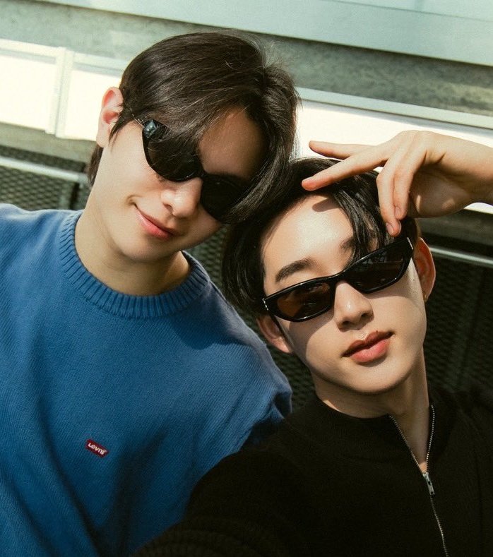 พี่คนสวยเค้าอ้อนหมาเด็กเนอะ