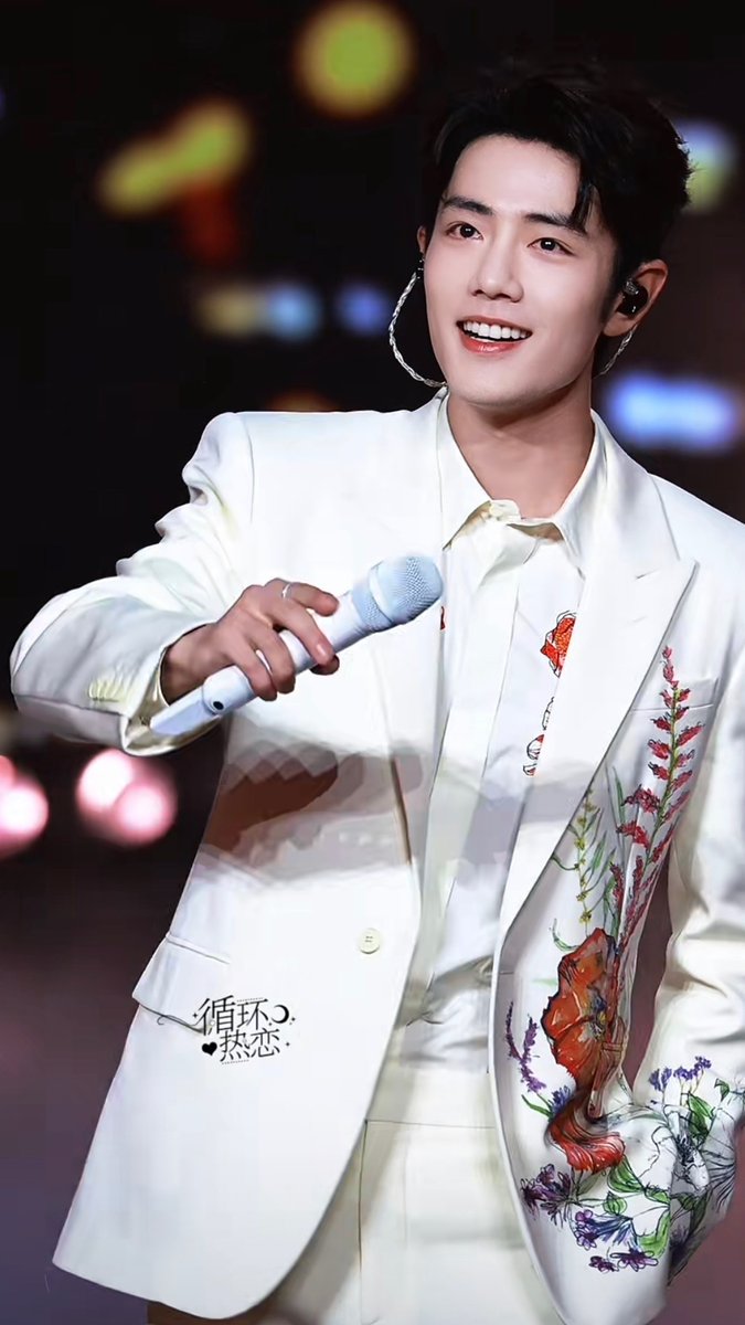 Xiao_Zhan_World's tweet photo. Xiao Zhan at the recording for the BRTV Spring Festival Gala

#XiaoZhan #肖战 #ASmallTownRemedy https://t.co/wxJgdRHfze